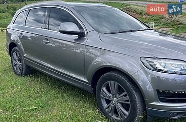Позашляховик / Кросовер Audi Q7 2010 в Тернополі