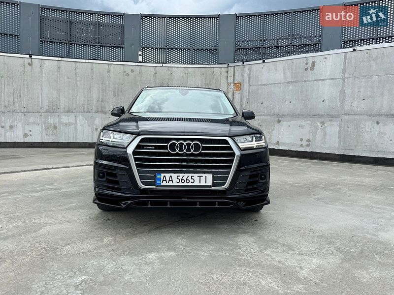 Внедорожник / Кроссовер Audi Q7 2018 в Киеве