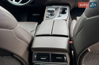 Внедорожник / Кроссовер Audi Q7 2018 в Киеве
