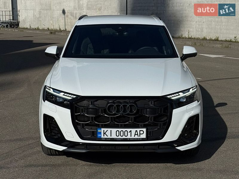 Позашляховик / Кросовер Audi Q7 2024 в Києві