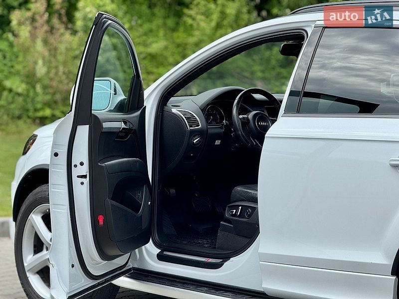 Внедорожник / Кроссовер Audi Q7 2013 в Тернополе