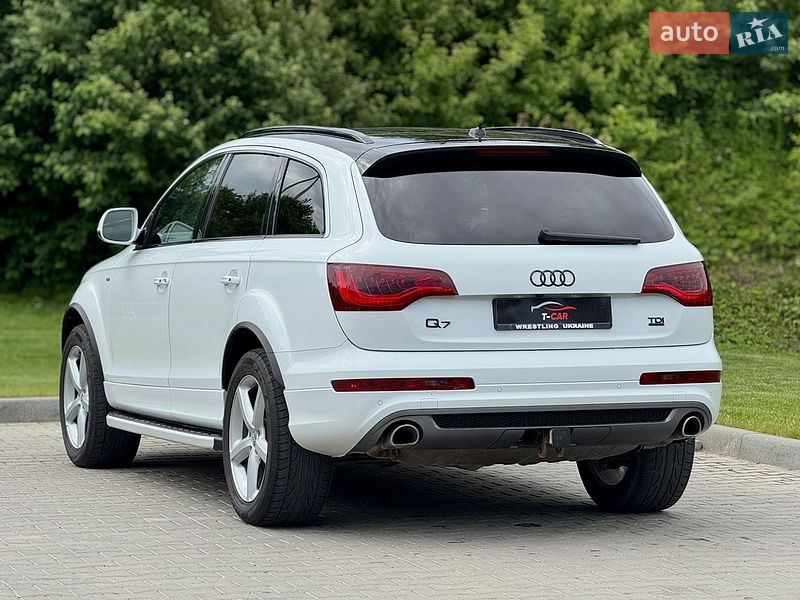 Внедорожник / Кроссовер Audi Q7 2013 в Тернополе