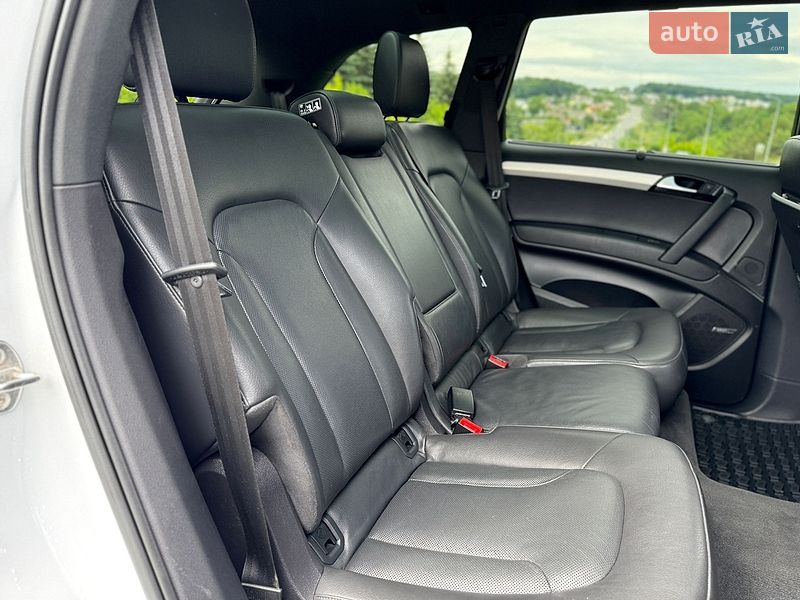 Внедорожник / Кроссовер Audi Q7 2013 в Тернополе