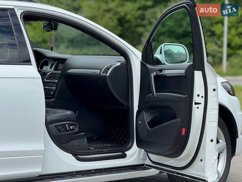 Внедорожник / Кроссовер Audi Q7 2013 в Тернополе