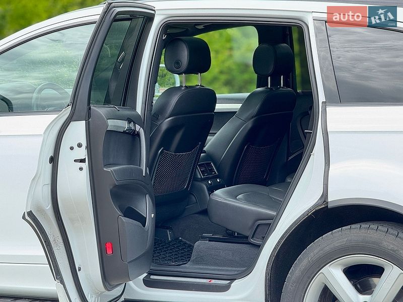Внедорожник / Кроссовер Audi Q7 2013 в Тернополе