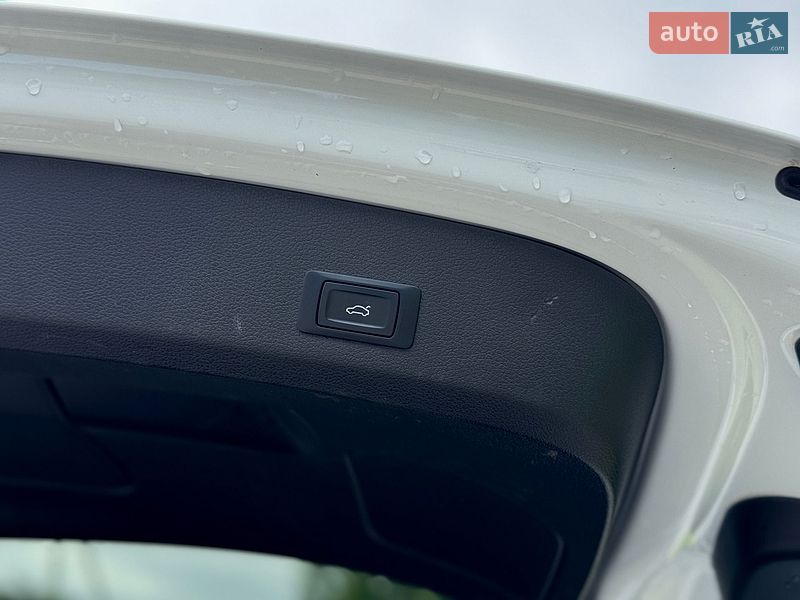 Внедорожник / Кроссовер Audi Q7 2013 в Тернополе