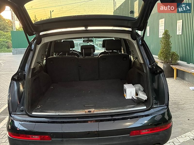 Позашляховик / Кросовер Audi Q7 2007 в Чернівцях