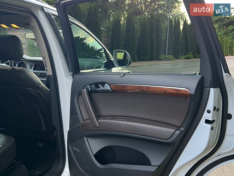Внедорожник / Кроссовер Audi Q7 2015 в Софиевской Борщаговке фото 14 Внедорожник / Кроссовер Audi Q7 2015 в Софиевской Борщаговке