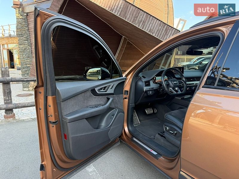 Позашляховик / Кросовер Audi Q7 2017 в Одесі фото 45 Позашляховик / Кросовер Audi Q7 2017 в Одесі