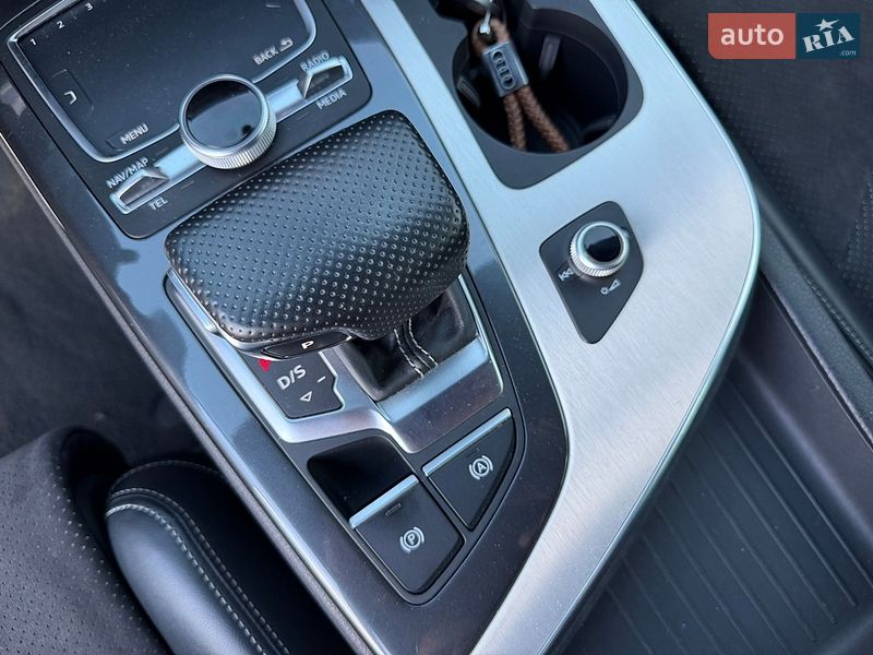 Позашляховик / Кросовер Audi Q7 2017 в Одесі фото 66 Позашляховик / Кросовер Audi Q7 2017 в Одесі