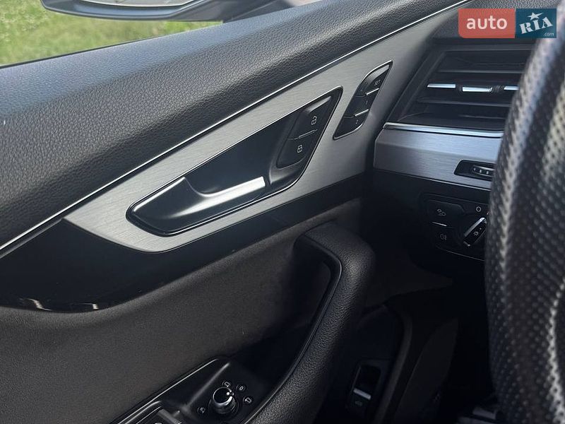 Внедорожник / Кроссовер Audi Q7 2016 в Киеве