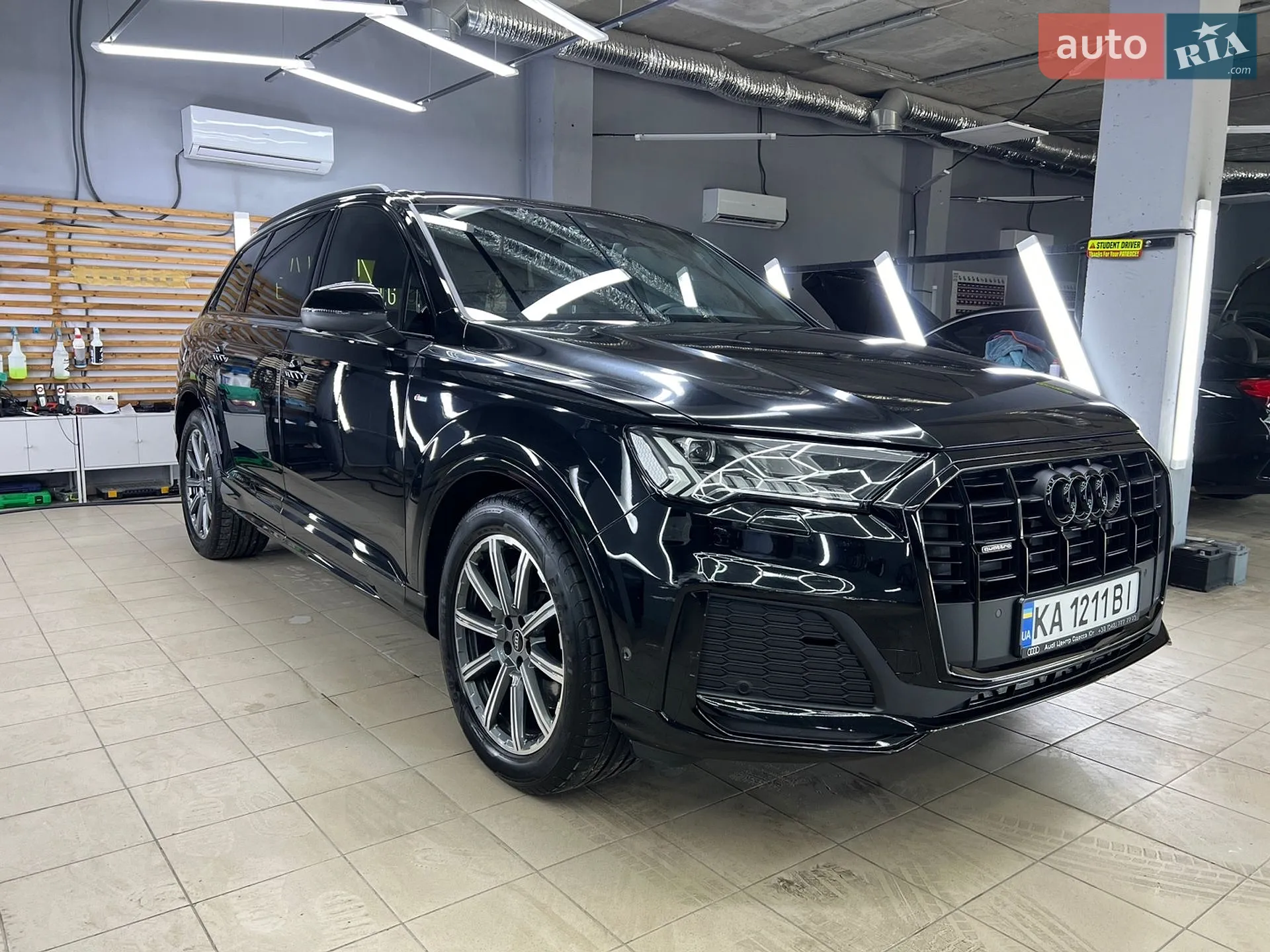 2023 Audi Q7 - фото 1