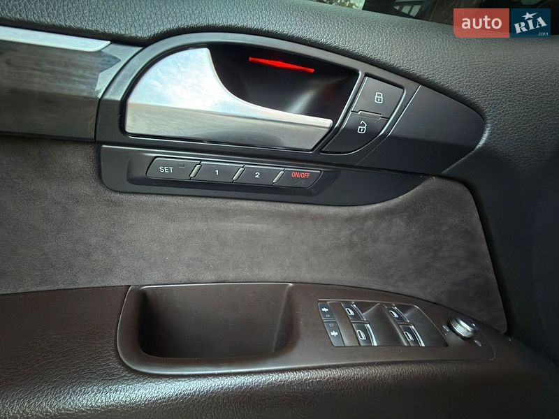 Внедорожник / Кроссовер Audi Q7 2013 в Тернополе