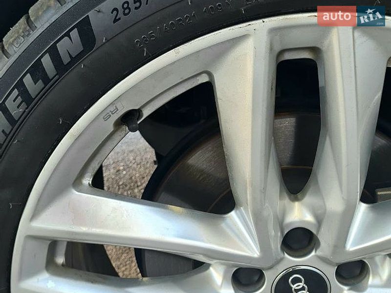 Позашляховик / Кросовер Audi Q7 2017 в Харкові