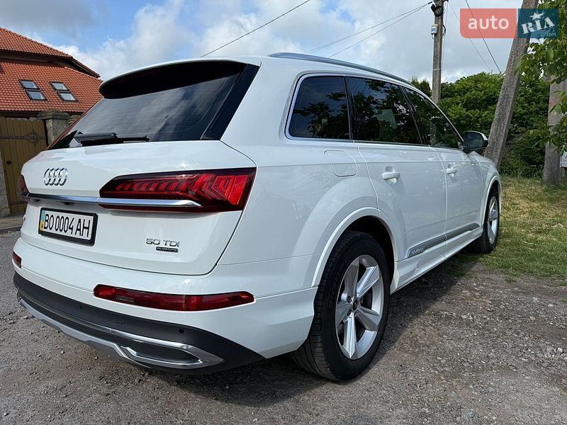 Позашляховик / Кросовер Audi Q7 2021 в Тернополі