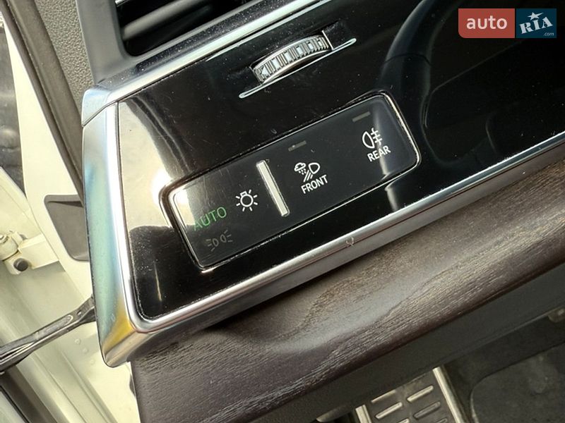Позашляховик / Кросовер Audi Q7 2021 в Тернополі