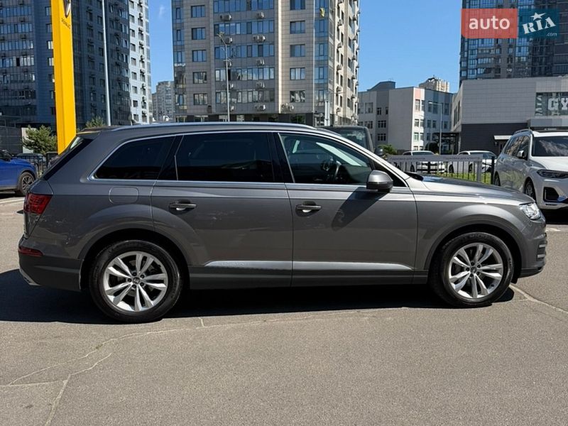 Внедорожник / Кроссовер Audi Q7 2017 в Киеве фото 11 Внедорожник / Кроссовер Audi Q7 2017 в Киеве