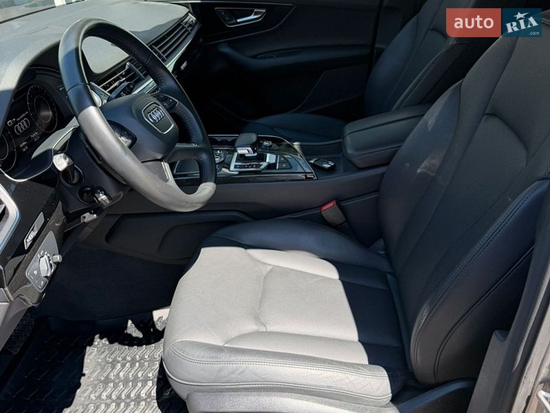 Внедорожник / Кроссовер Audi Q7 2017 в Киеве фото 13 Внедорожник / Кроссовер Audi Q7 2017 в Киеве