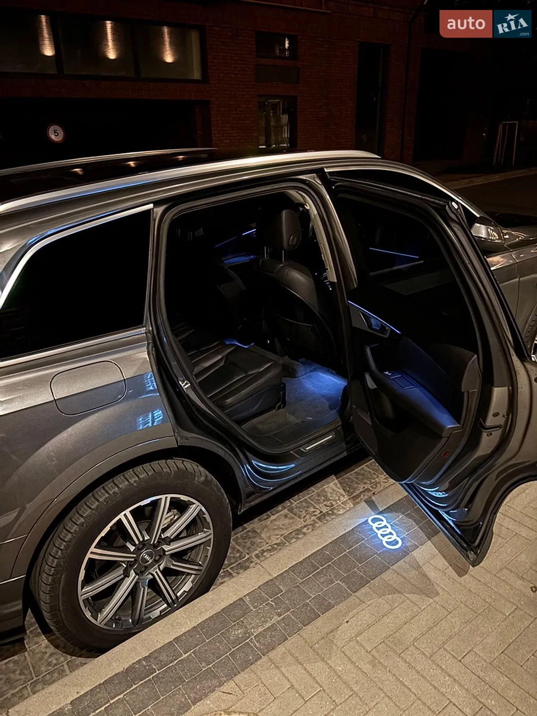 2018 Audi Q7 - мініатюра 13