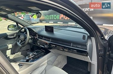 Внедорожник / Кроссовер Audi Q7 2018 в Кривом Роге