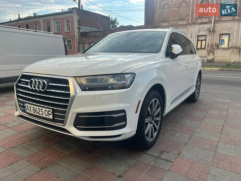 Audi Q7