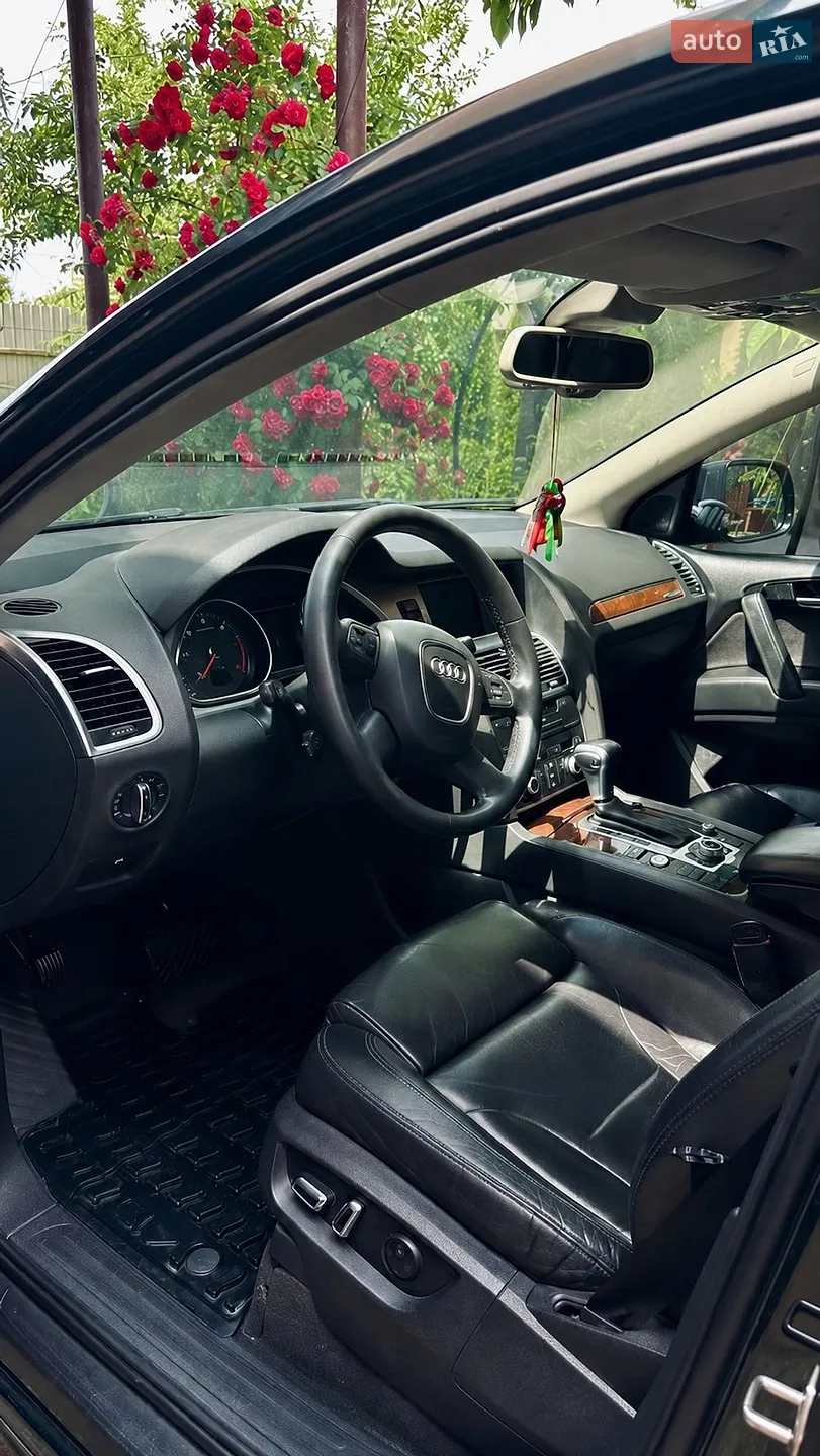 2010 Audi Q7 - мініатюра 8