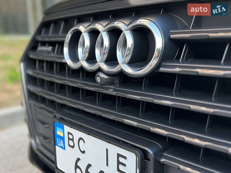 Позашляховик / Кросовер Audi Q7 2017 в Львові