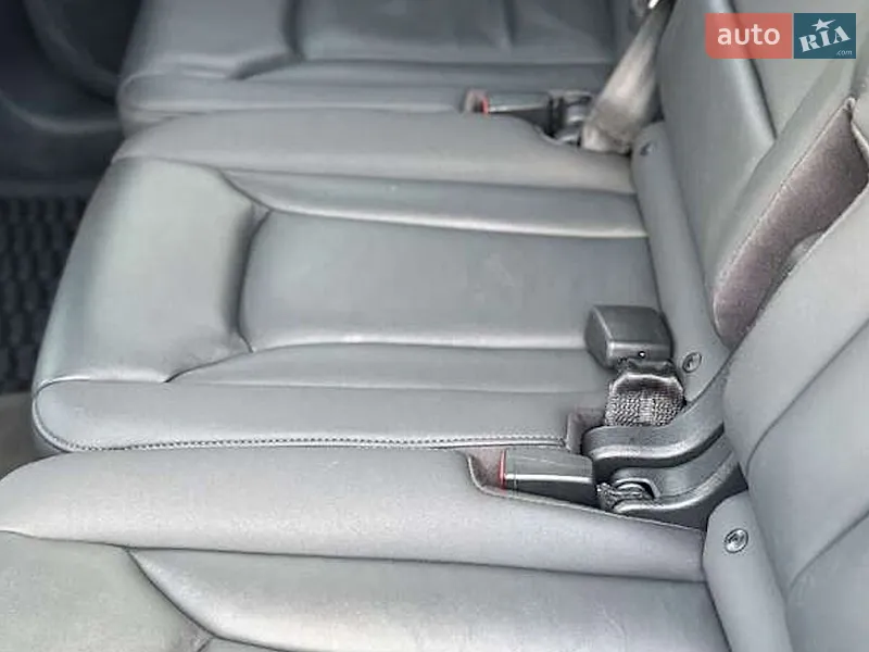 Audi Q7 2021 VIN WA1LXAF78MD035087 фото оголошення 12 з 72