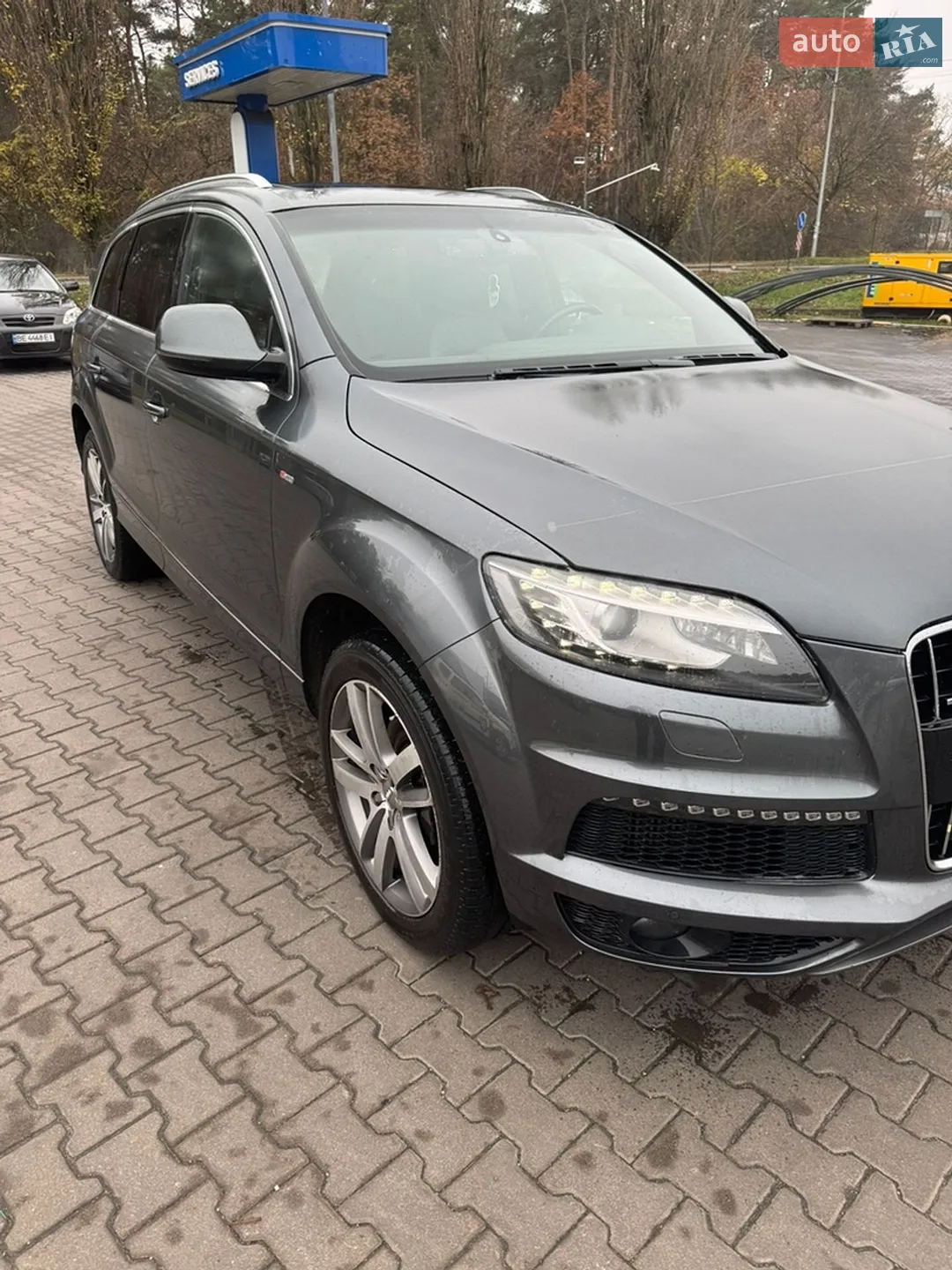 Audi Q7 2011 VIN WA1WMAFE1BD008766 фото оголошення 2 з 13