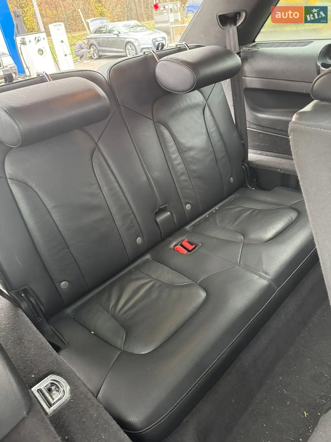 Audi Q7 2011 VIN WA1WMAFE1BD008766 фото оголошення 11 з 13