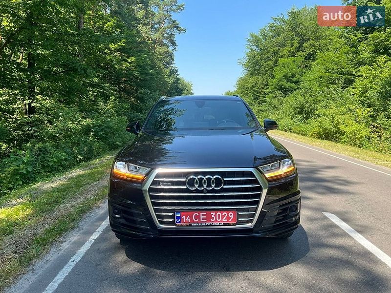 Внедорожник / Кроссовер Audi Q7 2017 в Львове