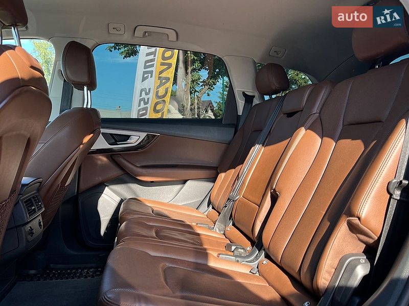 Позашляховик / Кросовер Audi Q7 2016 в Коломиї