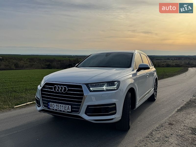 Audi Q7 2016