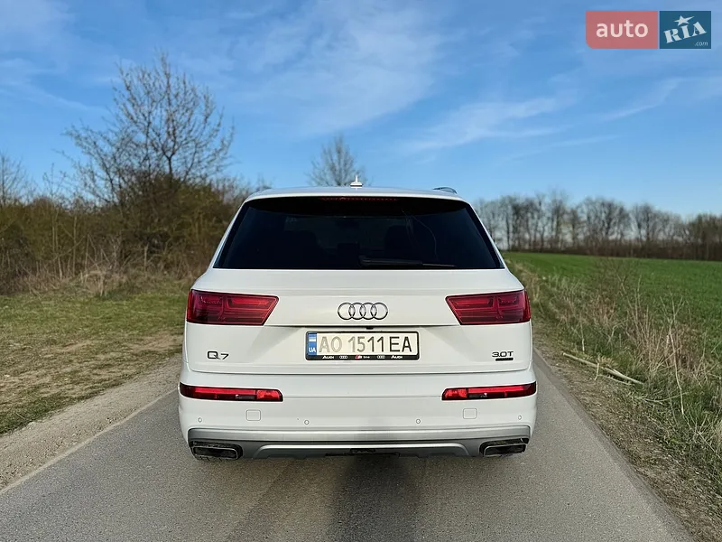 Audi Q7 2016 VIN WA1LAAF70HD024401 фото оголошення 3 з 56