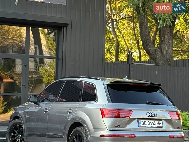 Audi Q7 2017 VIN WA1VAAF72JD011146 фото оголошення 22 з 118