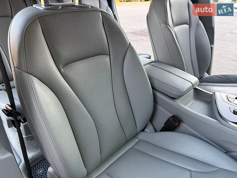 Audi Q7 2017 VIN WA1VAAF72JD011146 фото оголошення 42 з 118