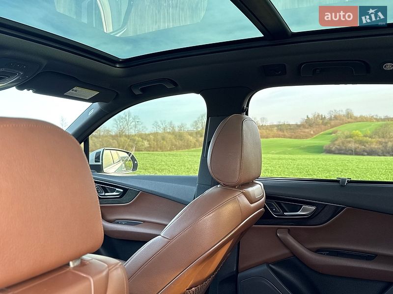 Позашляховик / Кросовер Audi Q7 2016 в Львові фото 13 Позашляховик / Кросовер Audi Q7 2016 в Львові