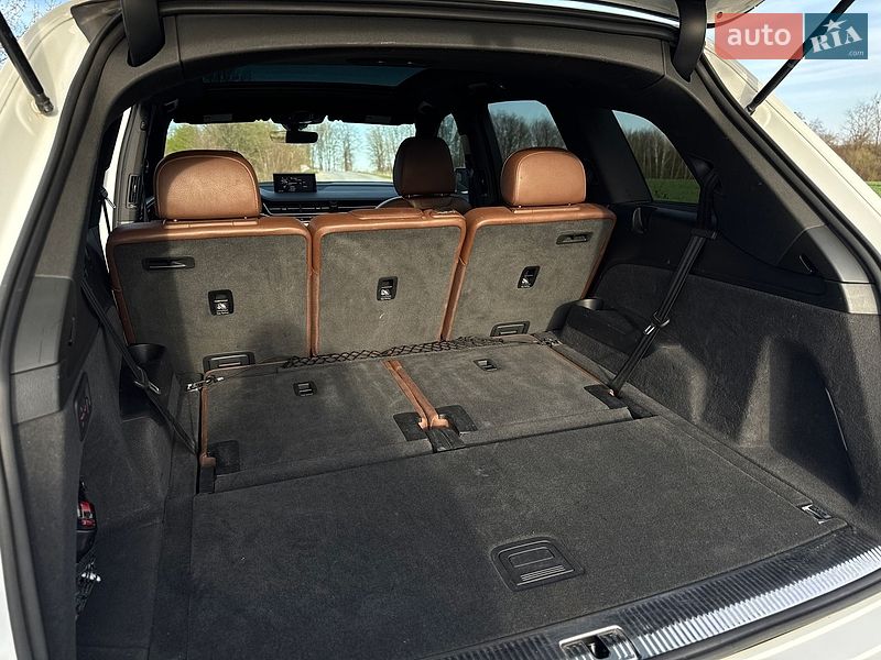 Позашляховик / Кросовер Audi Q7 2016 в Львові фото 17 Позашляховик / Кросовер Audi Q7 2016 в Львові