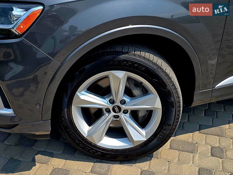 Внедорожник / Кроссовер Audi Q7 2021 в Ивано-Франковске