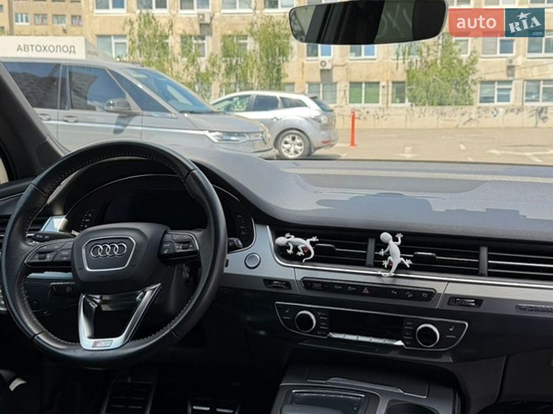 Внедорожник / Кроссовер Audi Q7 2017 в Киеве фото 7 Внедорожник / Кроссовер Audi Q7 2017 в Киеве