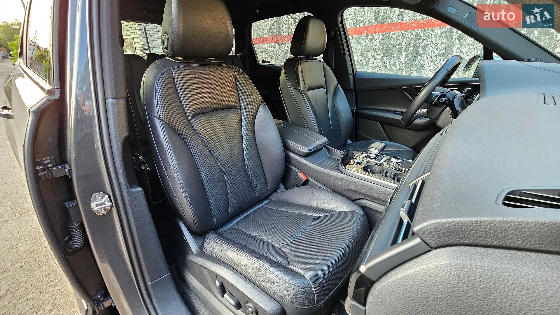 2018 Audi Q7 - мініатюра 18