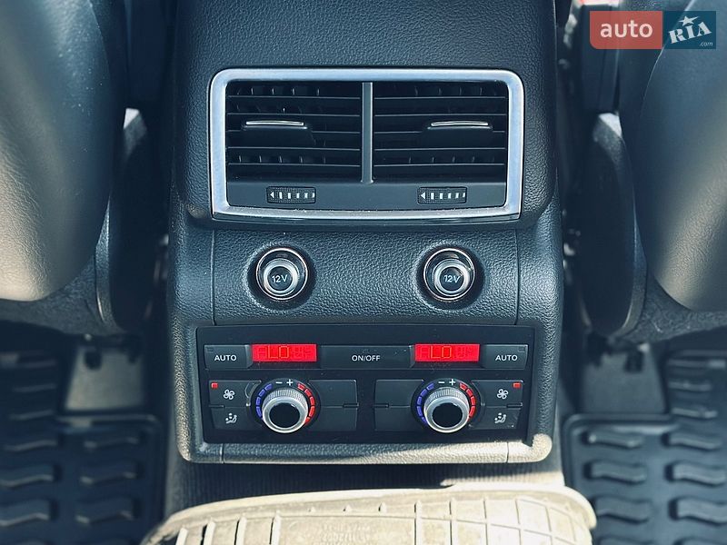 Внедорожник / Кроссовер Audi Q7 2010 в Кременчуге