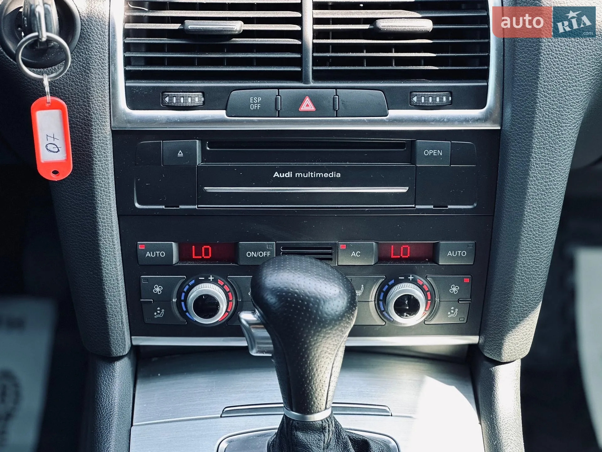 2010 Audi Q7 - мініатюра 27