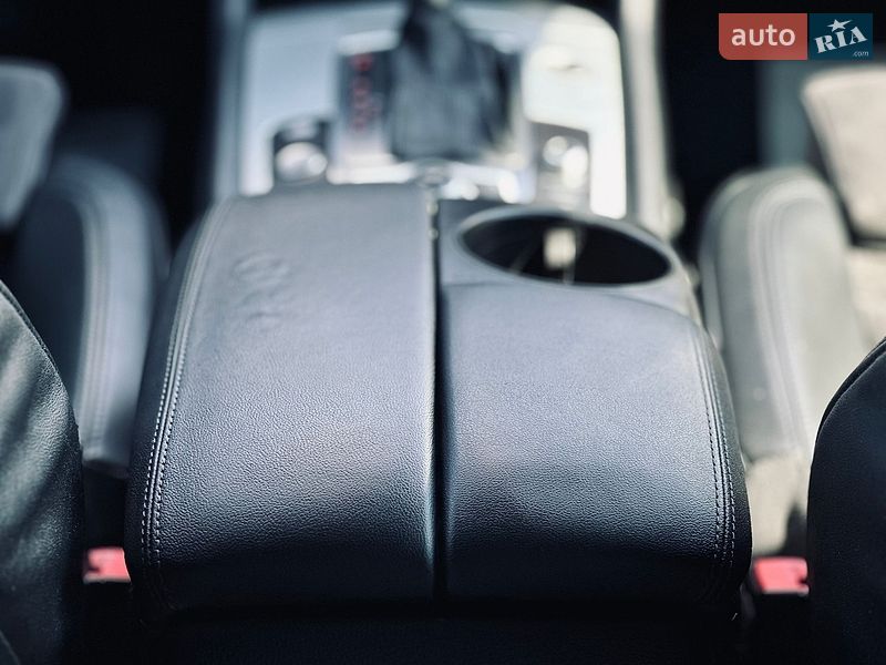 Внедорожник / Кроссовер Audi Q7 2010 в Кременчуге