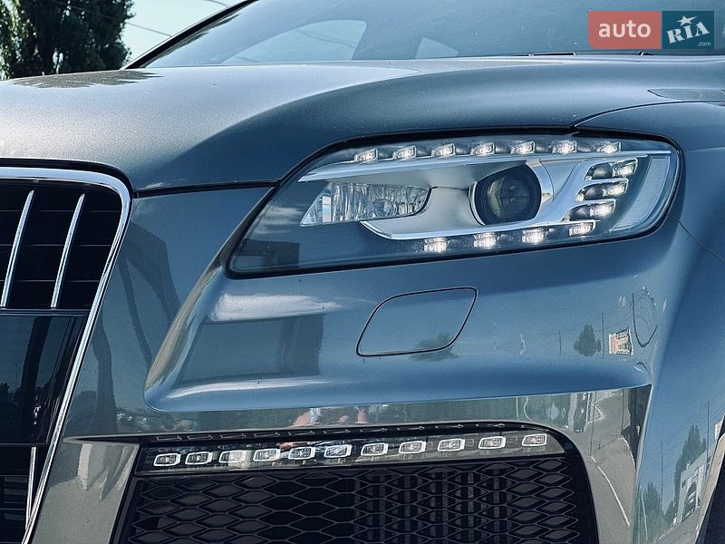 Внедорожник / Кроссовер Audi Q7 2010 в Кременчуге