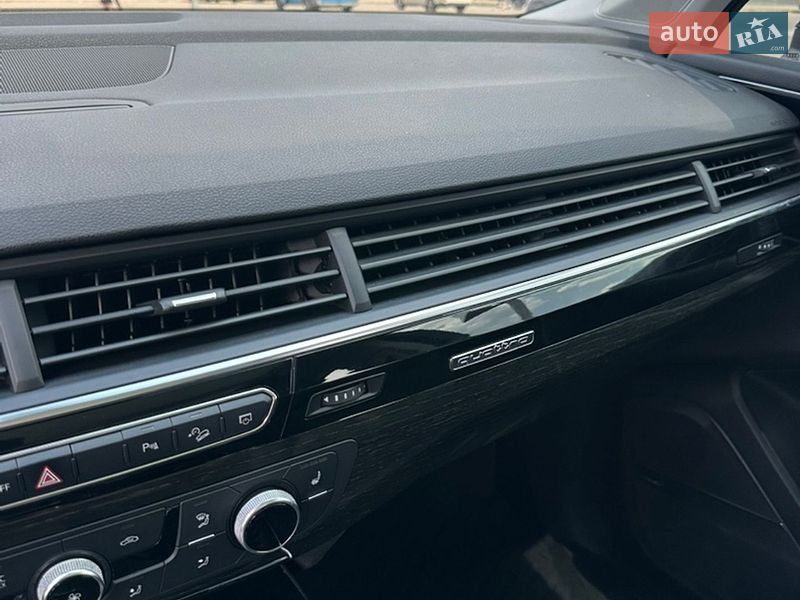 Позашляховик / Кросовер Audi Q7 2018 в Харкові
