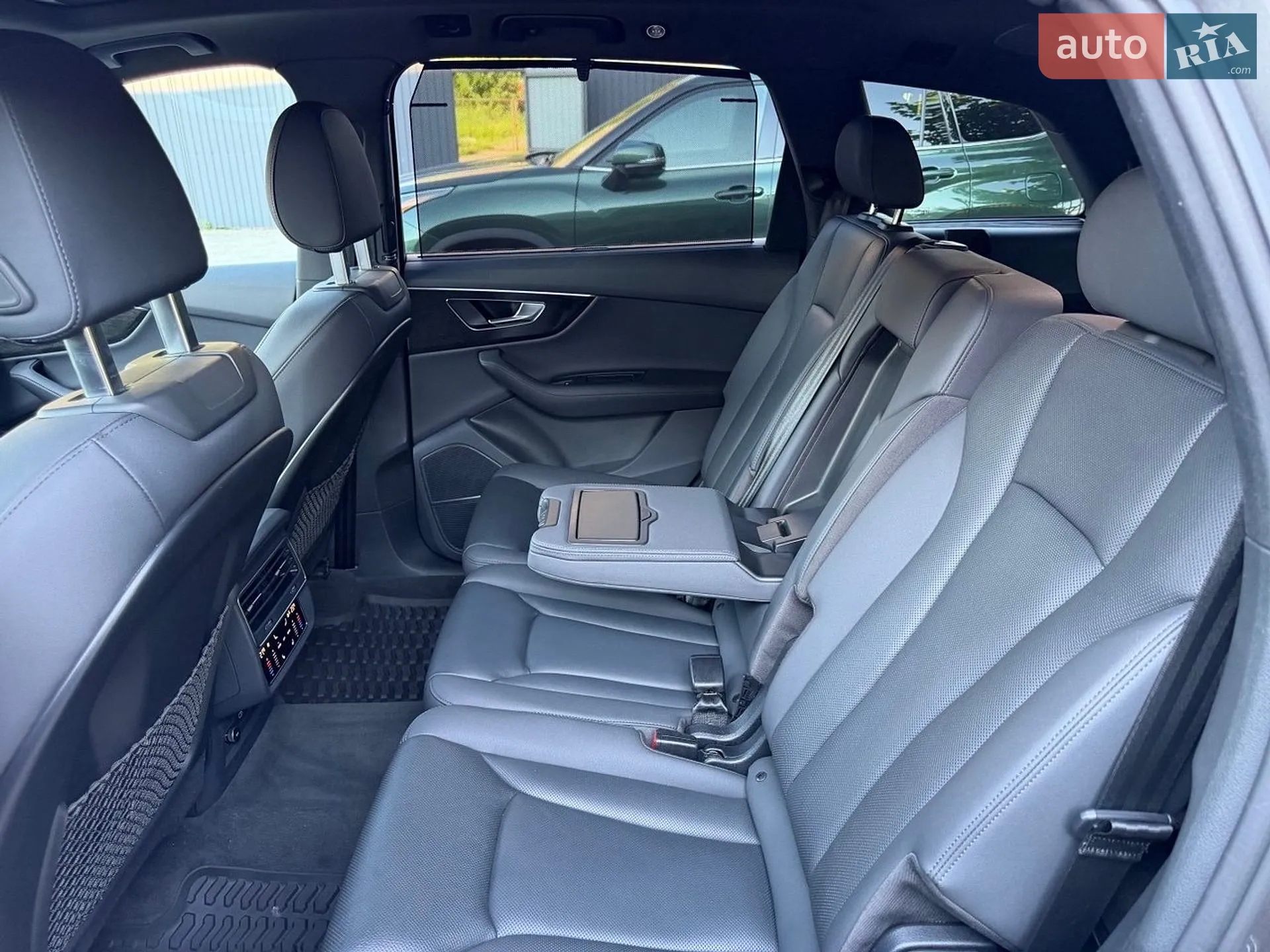 2020 Audi Q7 - мініатюра 10