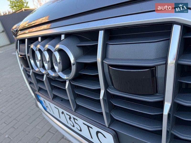 Позашляховик / Кросовер Audi Q7 2020 в Києві