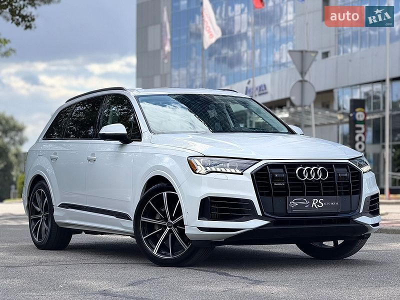 Внедорожник / Кроссовер Audi Q7 2020 в Киеве