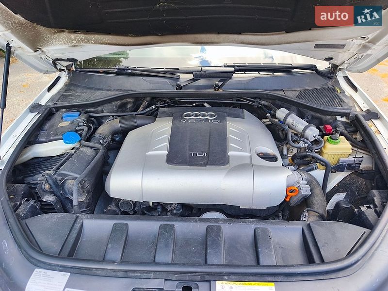 Внедорожник / Кроссовер Audi Q7 2011 в Ставище
